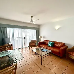 Mid Luxury Cairns